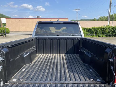 Used 2024 Toyota Tacoma SR5 image 23