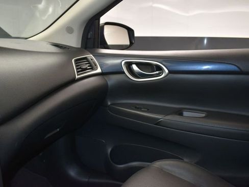 Used 2019 Nissan Sentra SR Turbo w/ Premium Package (SR Turbo) image 23