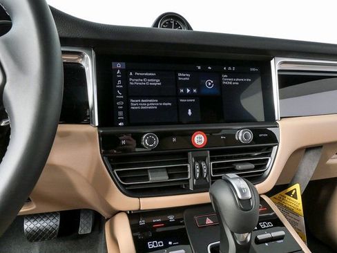 New 2026 Porsche Macan S image 24