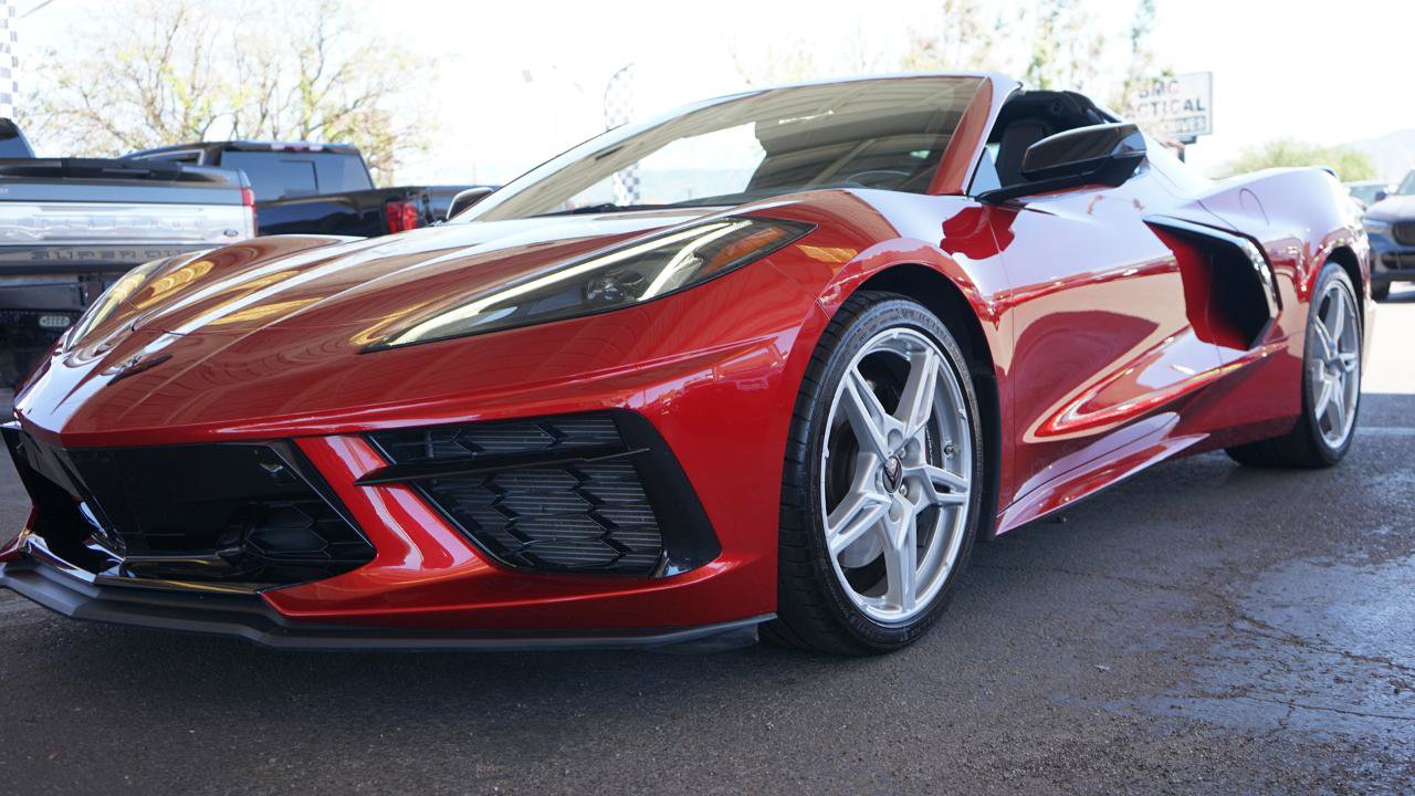 Used 2021 Chevrolet Corvette Stingray Preferred Cpe w/ Z51 Performance Package RWD image 25