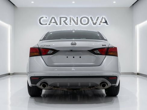 Used 2021 Nissan Altima 2.5 SR FWD image 3