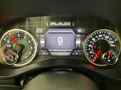 Used 2023 RAM 1500 Big Horn image 24