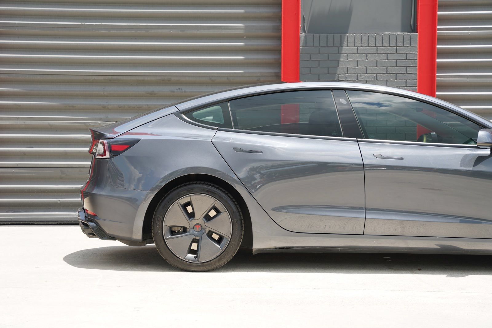 Used 2021 Tesla Model 3 Standard Range Plus RWD image 13