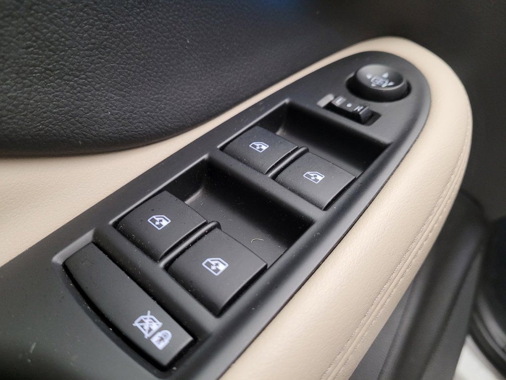 Used 2017 Buick Envision Essence AWD/4WD image 27