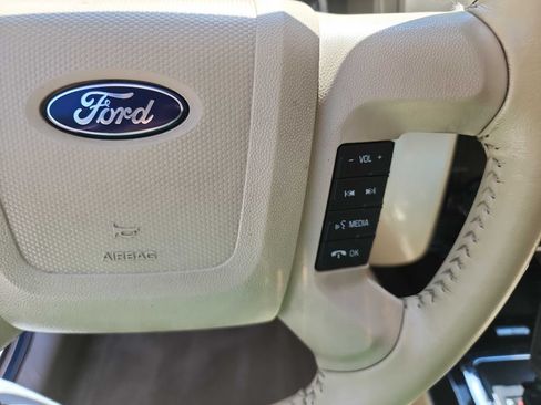 Used 2011 Ford Escape Limited w/ 301A Rapid Spec Order Code FWD image 17