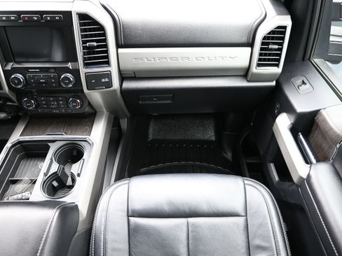 Used 2020 Ford F250 Lariat AWD/4WD image 38