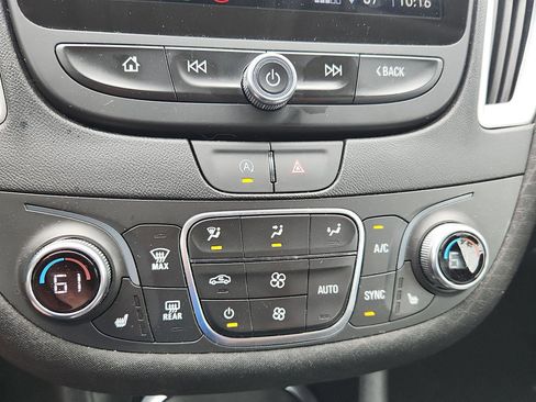 Used 2024 Chevrolet Malibu LT FWD image 18