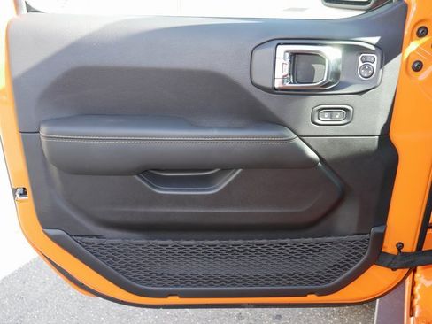 New 2025 Jeep Wrangler Unlimited Rubicon 392 image 17