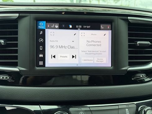 Used 2023 Chrysler Voyager LX FWD image 24
