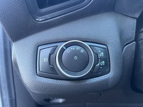 Used 2016 Ford Escape SE image 25