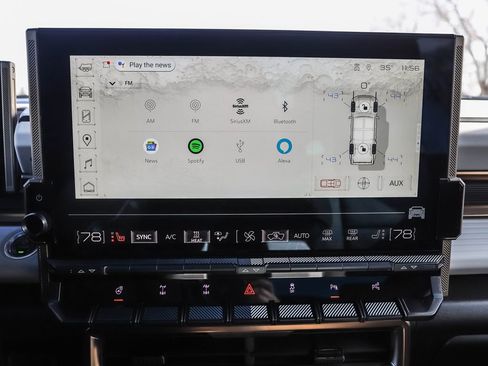 Used 2024 GMC Hummer EV 3X w/ Omega Edition image 17