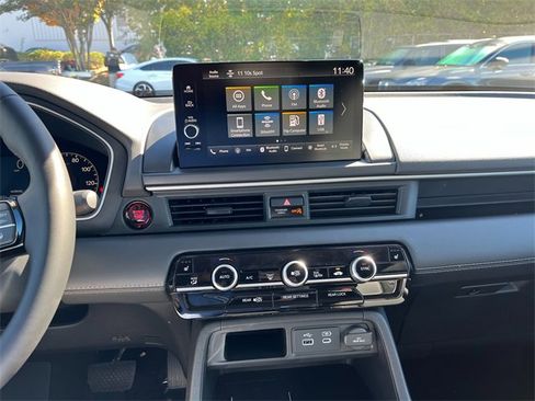 New 2025 Honda Pilot EX-L image 28