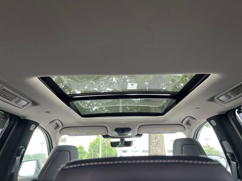 Certified 2026 INFINITI QX60 Luxe w/ Cargo Package FWD image 21