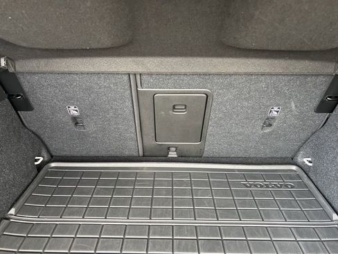 Used 2023 Volvo XC40 Recharge Ultimate w/ Protection Package Premier image 28