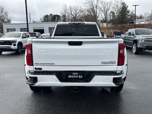 Certified 2021 Chevrolet Silverado 3500 High Country w/ Technology Package image 9