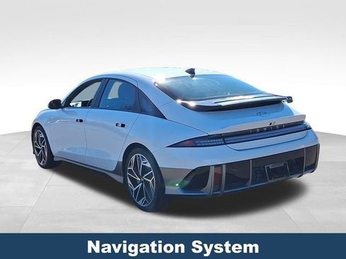 Used 2024 Hyundai Ioniq 6 SEL image 5