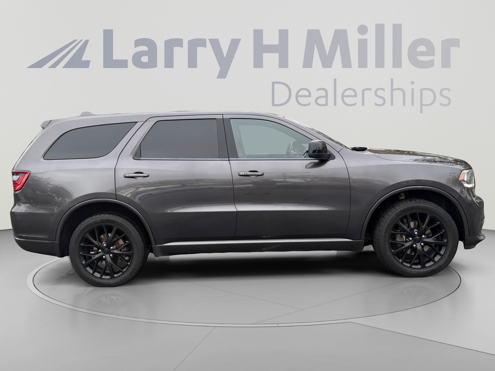 Used 2016 Dodge Durango SXT w/ Blacktop Package AWD/4WD image 6