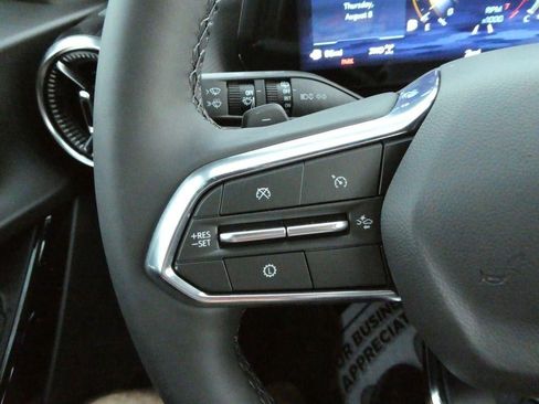 New 2027 Chevrolet Equinox LT w/ Midnight Edition AWD/4WD image 19