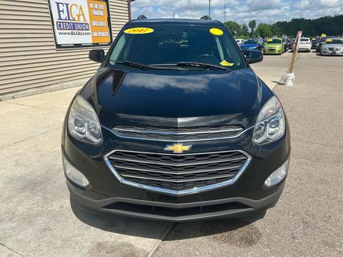 Used 2017 Chevrolet Equinox LT w/ Convenience Package FWD image 2
