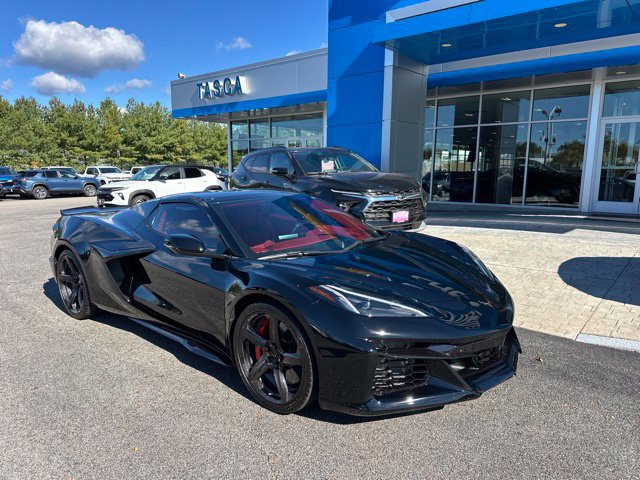 Used 2023 Chevrolet Corvette Z06 w/ Stealth Interior Trim Package RWD image 6
