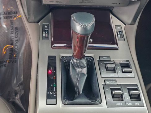Used 2018 Lexus GX 460 Luxury AWD/4WD image 32