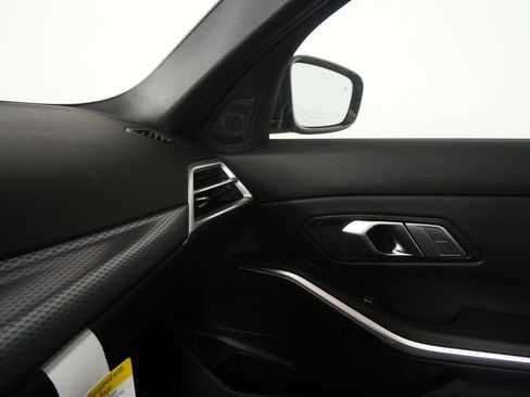 New 2026 BMW 330i Sedan w/ M Sport Package image 26