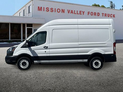 Used 2022 Ford E-Transit 148 High Roof w/ Load Area Protection Package RWD image 7