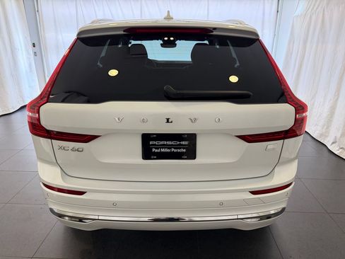 Used 2022 Volvo XC60 T8 Inscription AWD/4WD image 8