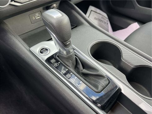 Certified 2024 Nissan Altima 2.5 S FWD image 38