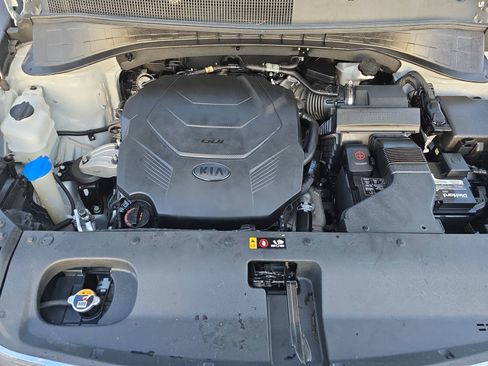 Used 2020 Kia Sorento LX FWD image 33