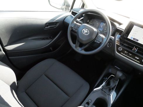 Certified 2024 Toyota Corolla LE w/ LE Convenience Package image 9