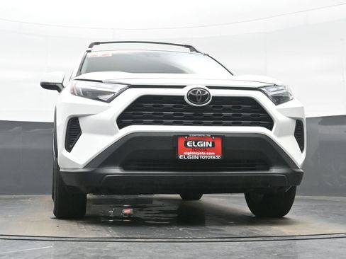 Used 2022 Toyota RAV4 XLE image 27
