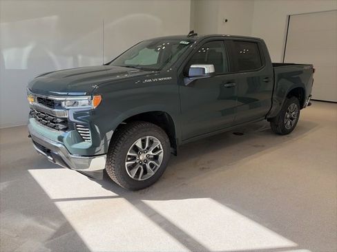 New 2026 Chevrolet Silverado 1500 LT image 3