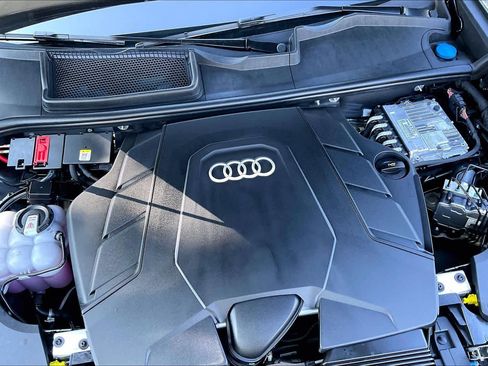Used 2026 Audi Q8 Prestige AWD/4WD image 30