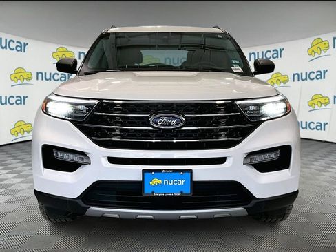 Used 2023 Ford Explorer XLT w/ Equipment Group 202A image 2