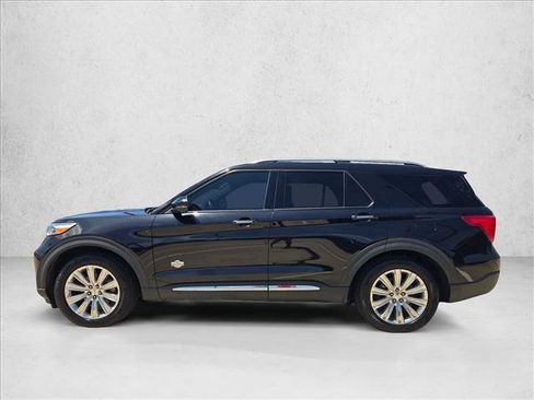 Used 2022 Ford Explorer King Ranch RWD image 9