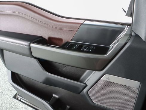 Used 2023 Ford F150 Lariat w/ Equipment Group 502A High image 24