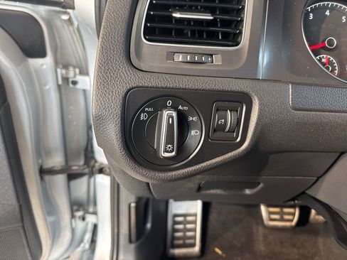 Used 2017 Volkswagen Golf Alltrack SE image 21