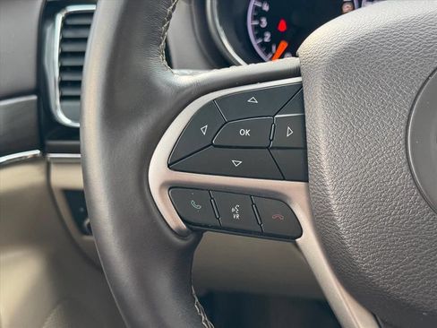 Used 2019 Jeep Grand Cherokee Overland RWD image 19
