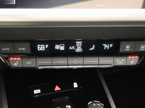 Used 2023 Audi Q4 e-tron Premium w/ Convenience Package image 28