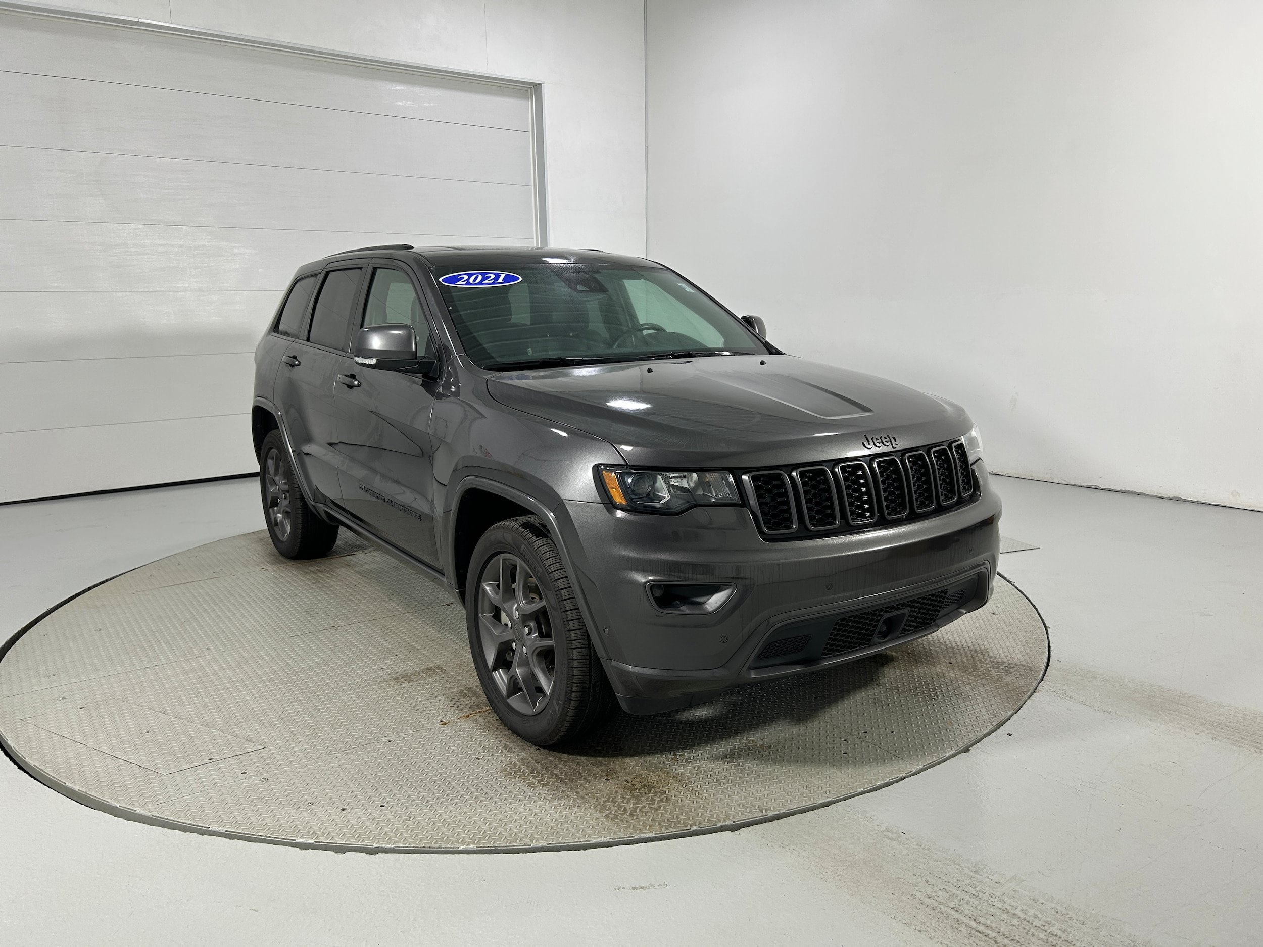 Used 2021 Jeep Grand Cherokee Limited w/ Quick Order Package 28K 80th AWD/4WD image 2