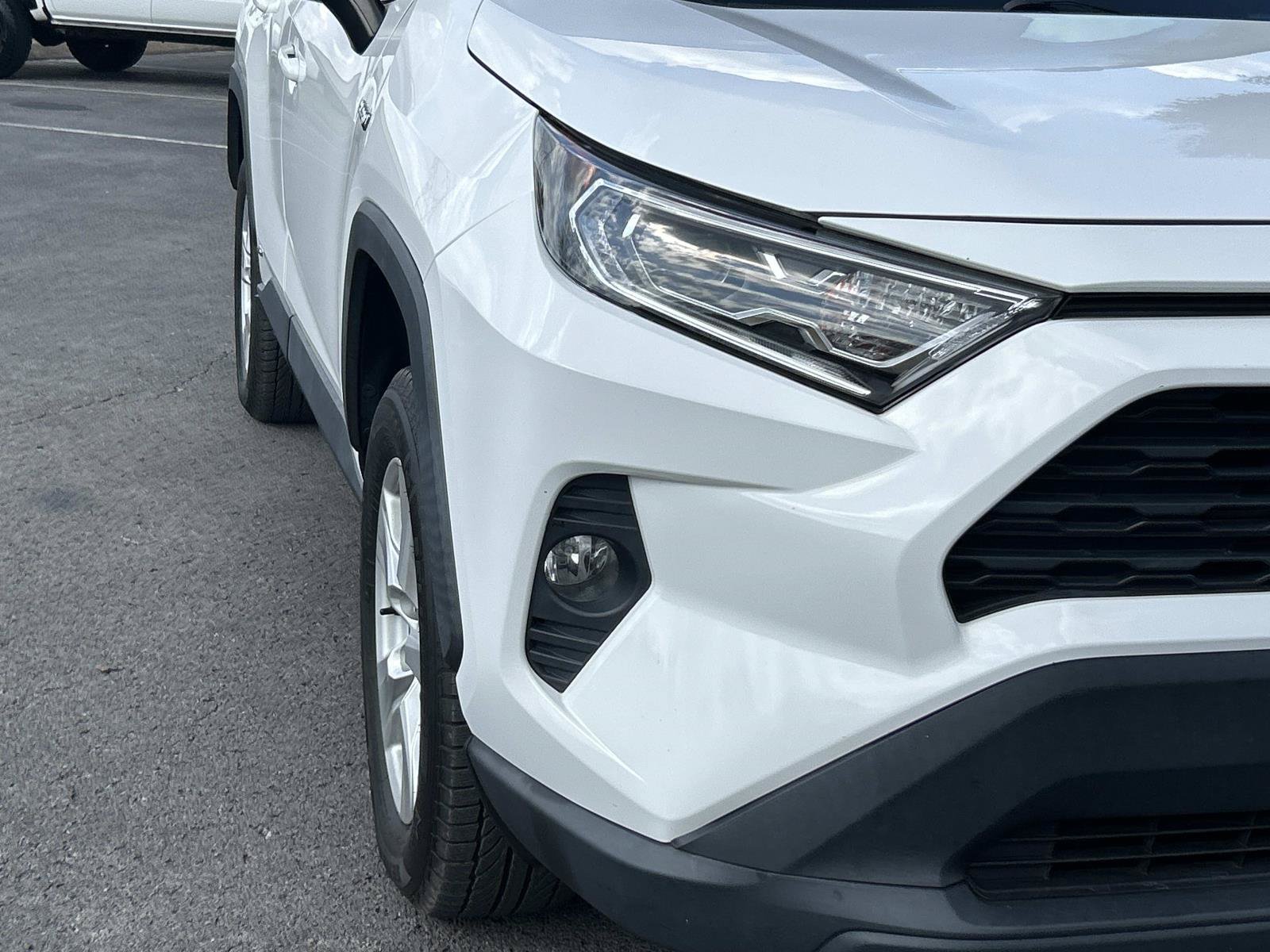 Used 2021 Toyota RAV4 XLE AWD/4WD image 11
