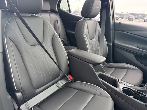 New 2026 Buick Encore GX Avenir w/ Avenir Convenience Package AWD/4WD image 38