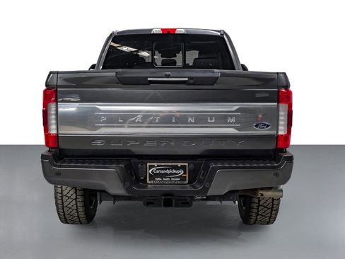 Used 2017 Ford F250 Platinum w/ Platinum Ultimate Package image 8