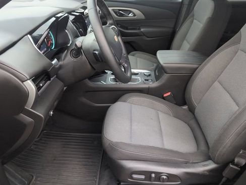 Certified 2023 Chevrolet Traverse LT FWD image 18
