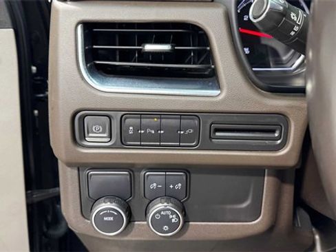 Used 2021 Chevrolet Tahoe LT w/ Rear Media and Nav Package image 29