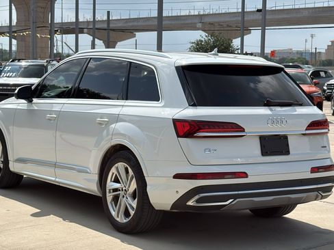 Used 2023 Audi Q7 3.0T Prestige AWD/4WD image 5