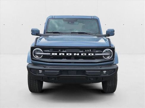New 2025 Ford Bronco Outer Banks image 5