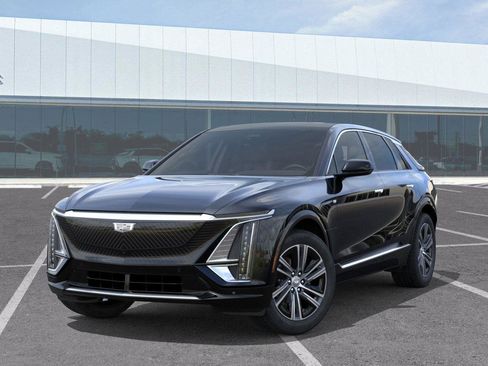 New 2026 Cadillac Lyriq Luxury image 7