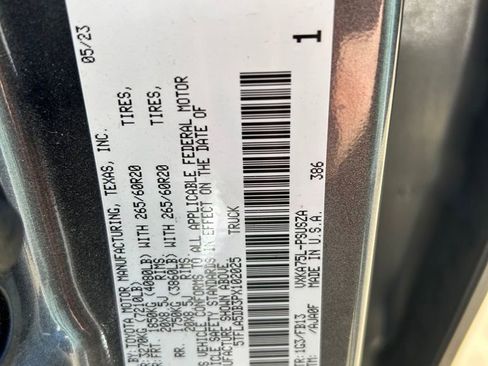Used 2023 Toyota Tundra SR5 w/ SR5 Convenience Package AWD/4WD image 10